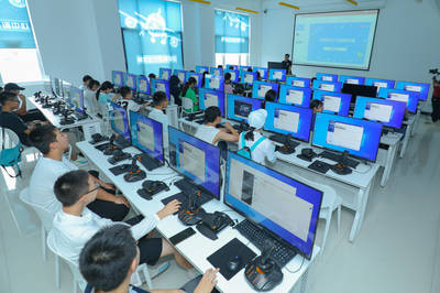 山東省青少年走進(jìn)淄博國(guó)防教育基地 科技強(qiáng)軍，人才報(bào)國(guó)